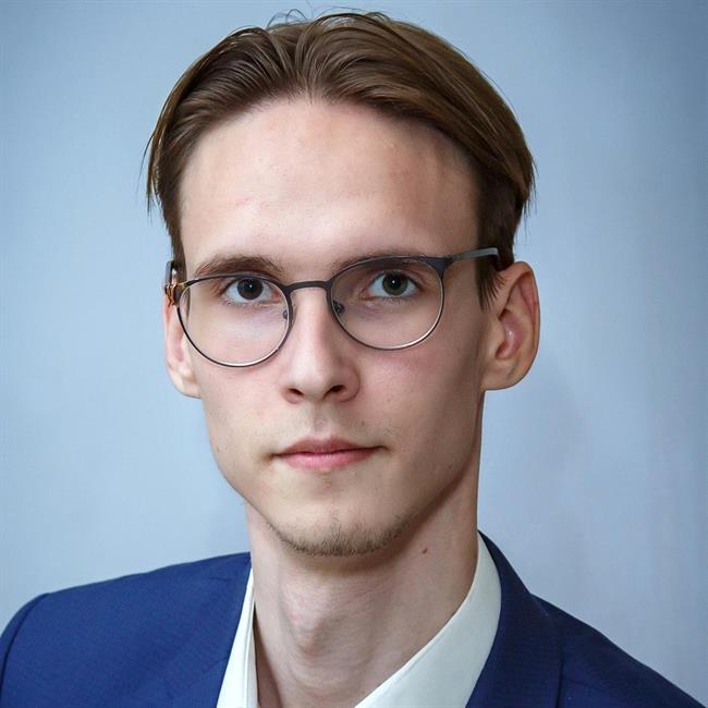 Токарь Марк Геннадьевич