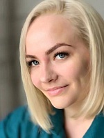 Красноперова Юлия Васильевна